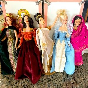 Barbie Doll Around the world collection lot